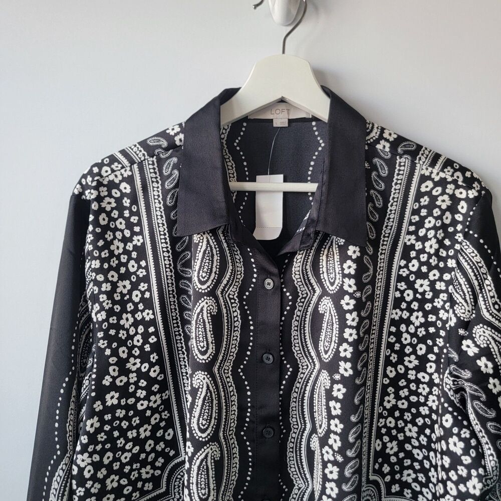 LOFT womens Paisley Everyday Relaxed Shirt sz L Long sleeves with button cuffs - Picture 3 of 8